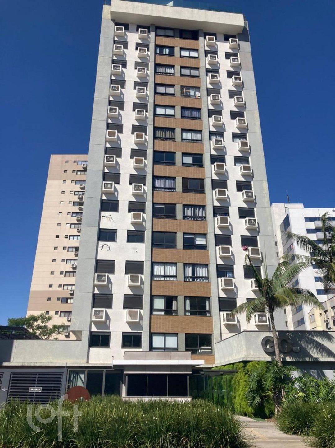 Apartamento com 57m², 2 dormitórios, 1 suíte, Santana em Porto Alegre