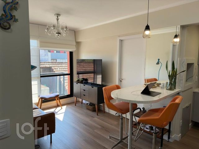 Apartamento com 51m², 2 dormitórios, 2 suítes, 1 vaga, Santa Cecília em Porto Alegre