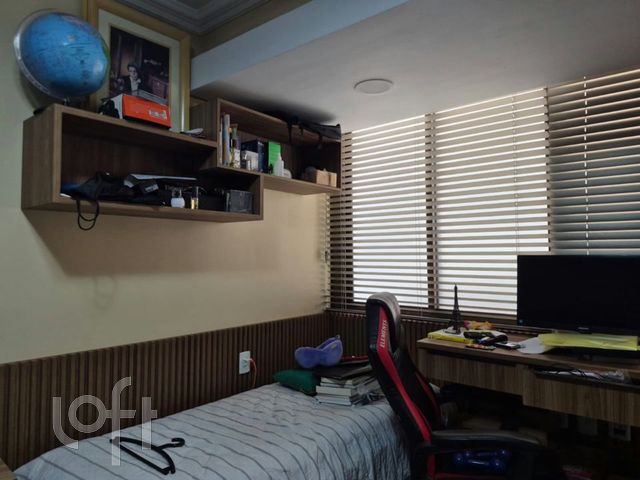 Casa em Condomínio com 271m², 3 dormitórios, 1 suíte, 2 vagas, Três Figueiras em Porto Alegre