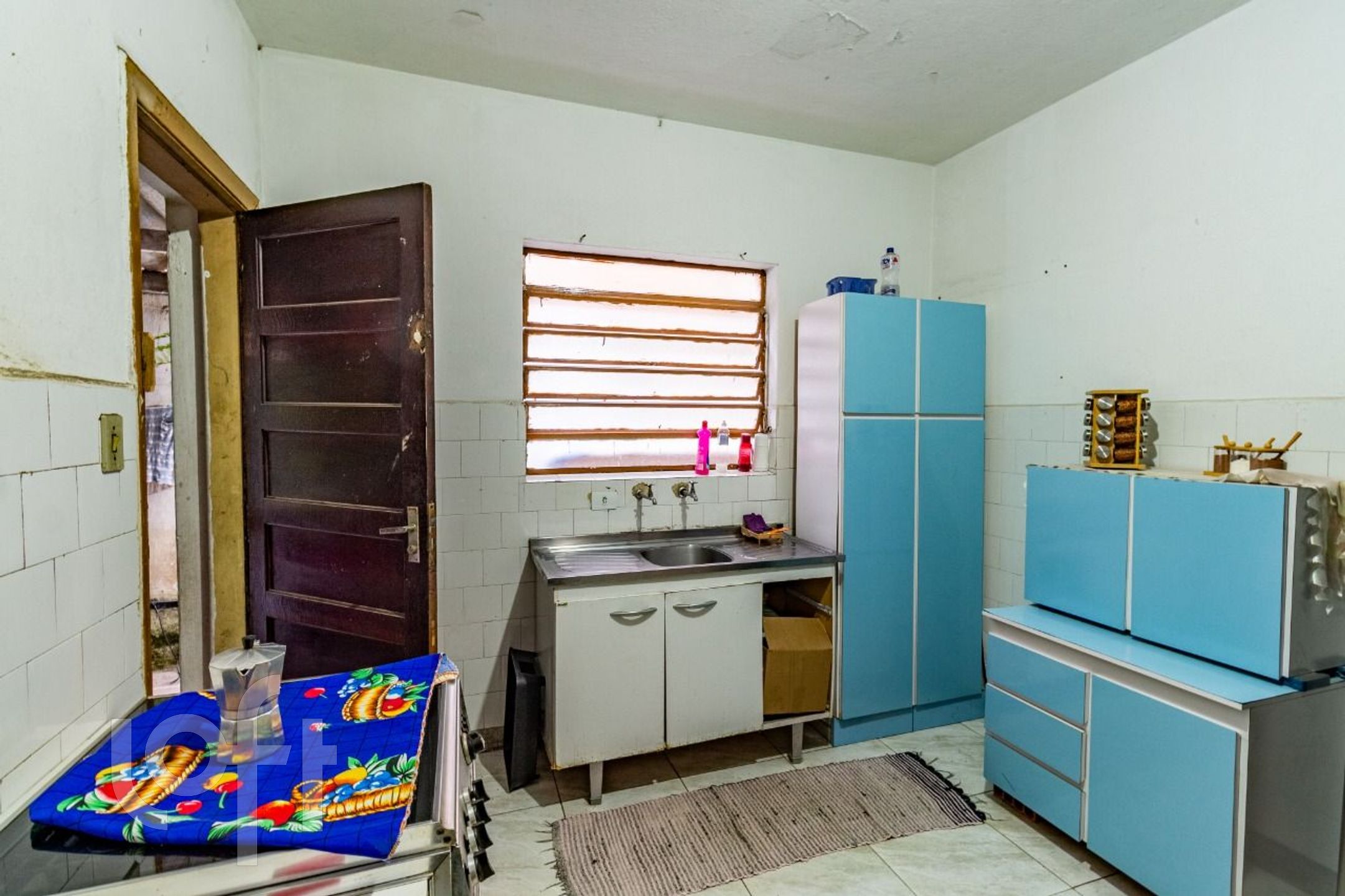 Casa à venda com 3 quartos, 100m² - Foto 6