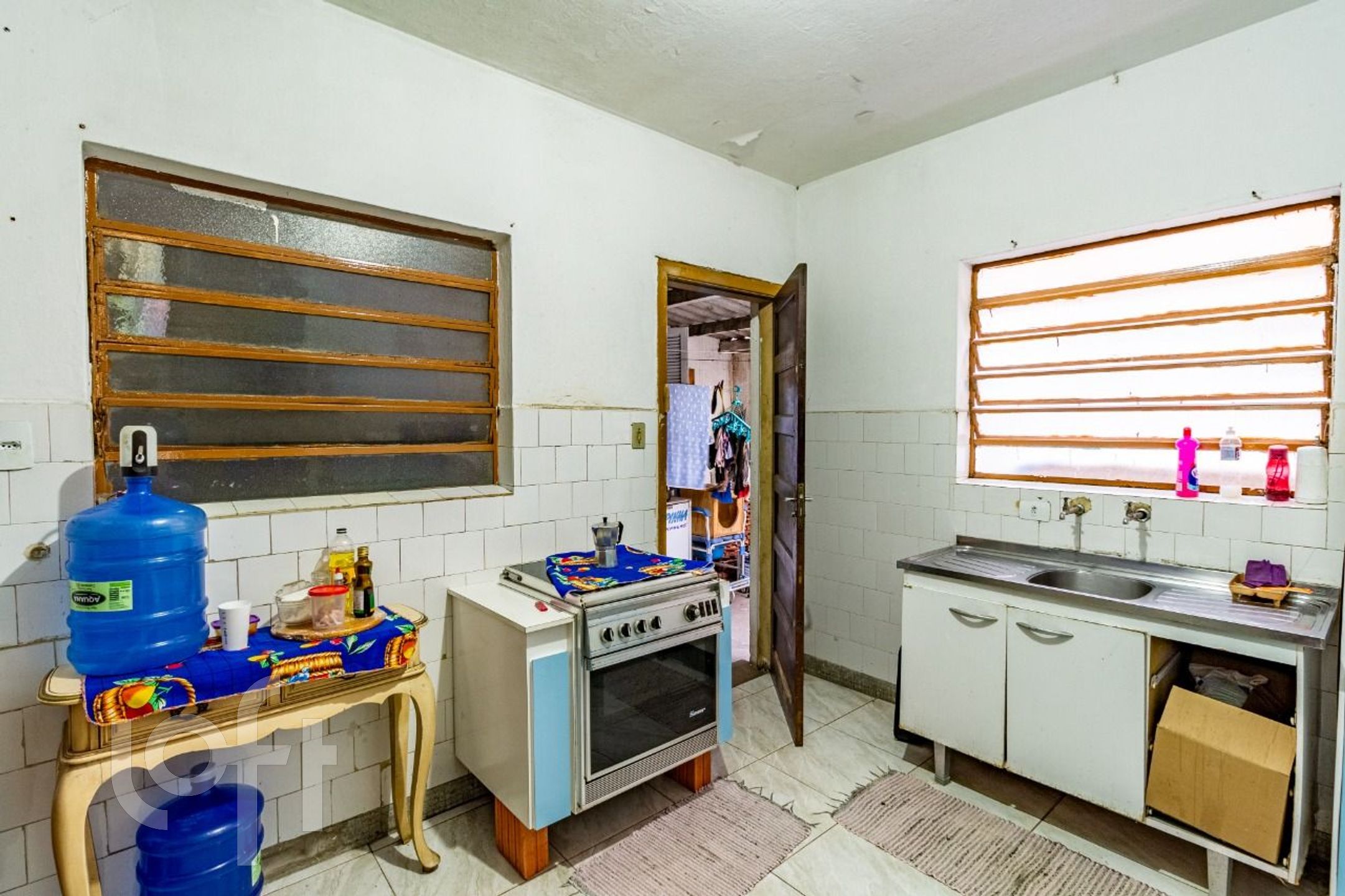 Casa à venda com 3 quartos, 100m² - Foto 5