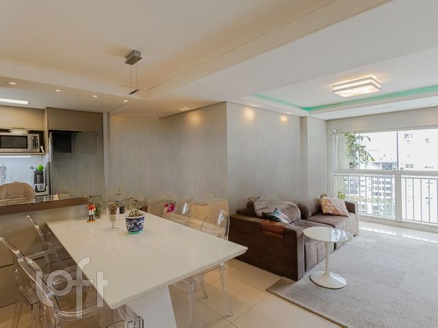 Apartamento com 75m², 3 dormitórios, 1 suíte, 2 vagas, Cristo Redentor em Porto Alegre