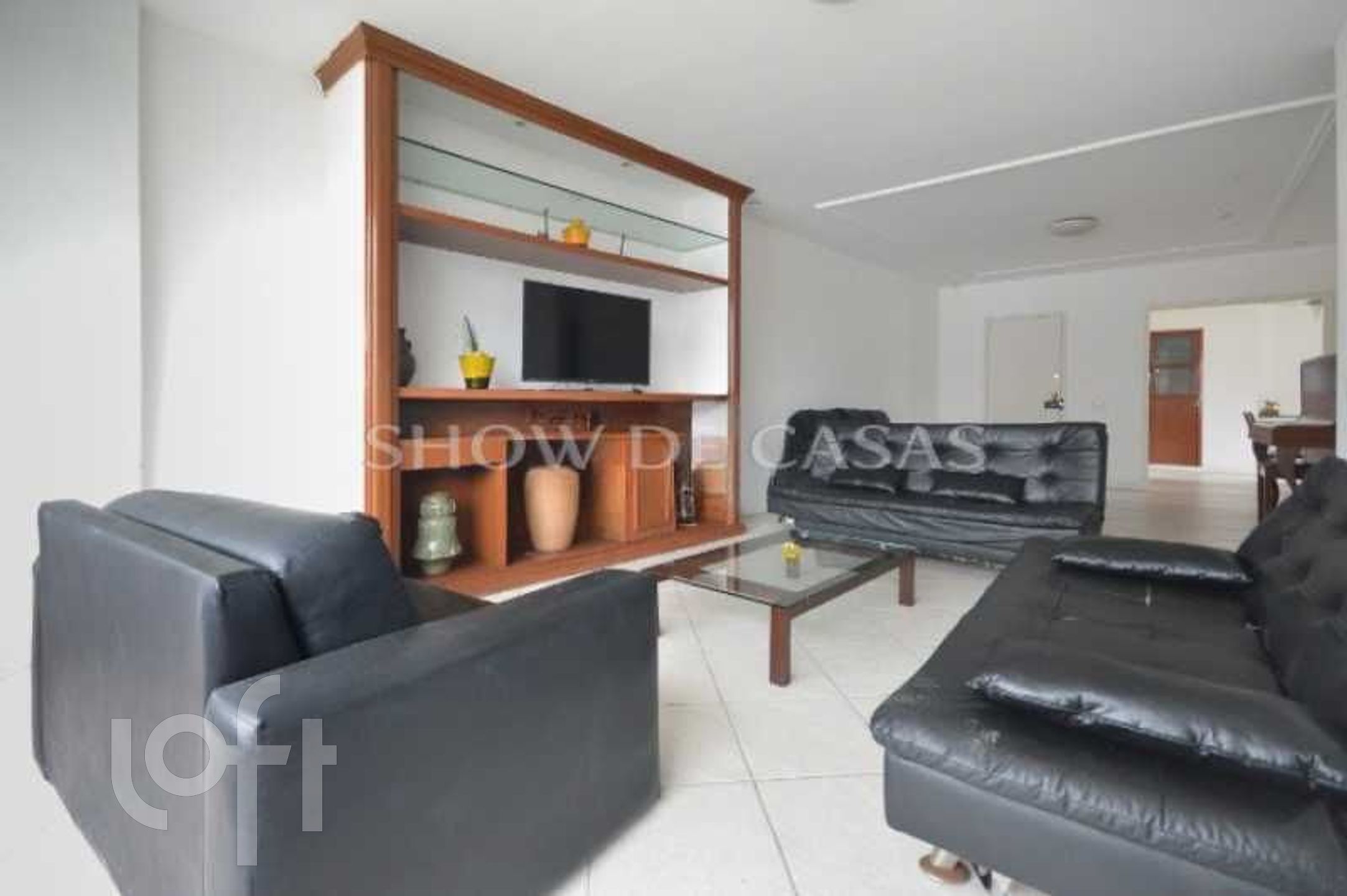 Apartamento à venda com 3 quartos, 152m² - Foto 2