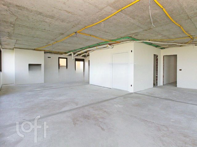 Apartamento com 206m², 3 dormitórios, 3 suítes, 3 vagas, Bela Vista em Porto Alegre