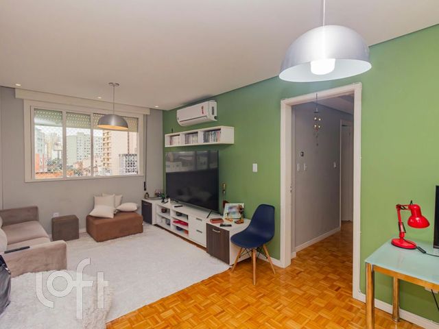 Apartamento com 91m², 3 dormitórios, 1 suíte, 1 vaga, Floresta em Porto Alegre