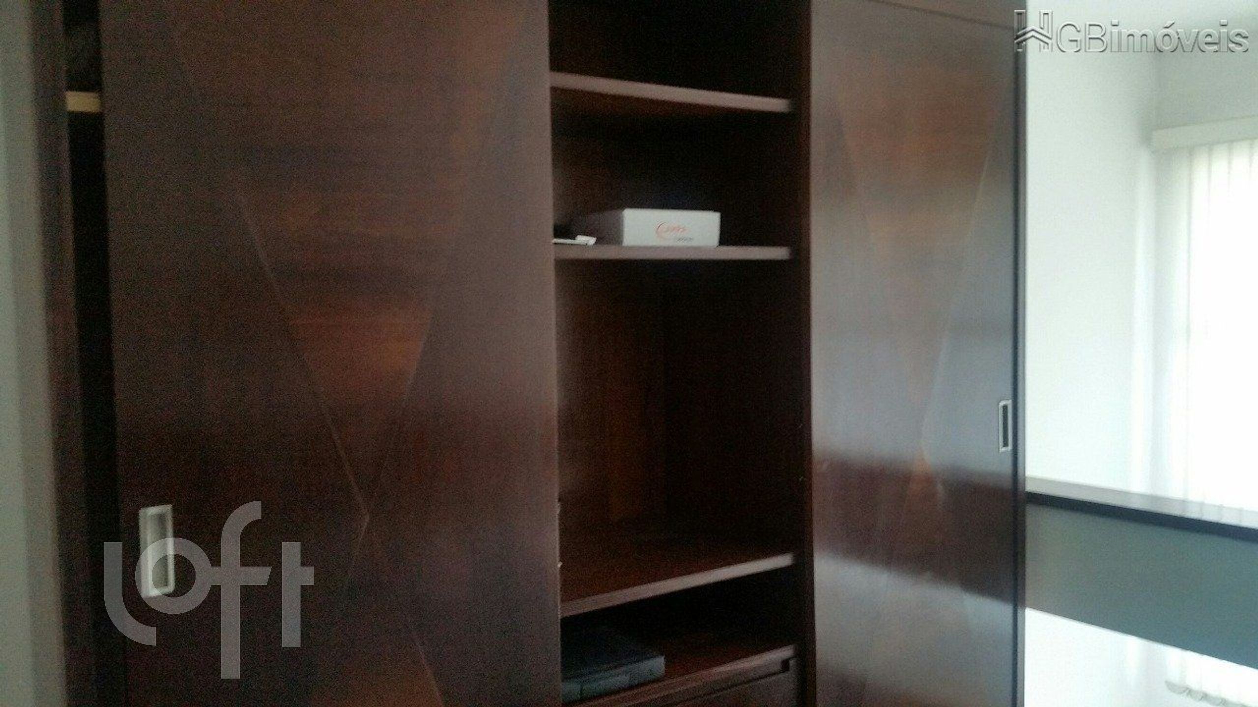 Apartamento à venda com 1 quarto, 45m² - Foto 11