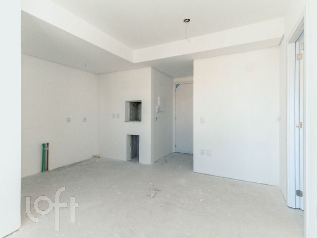 Apartamento com 42m², 1 dormitório, 1 suíte, 1 vaga, Floresta em Porto Alegre