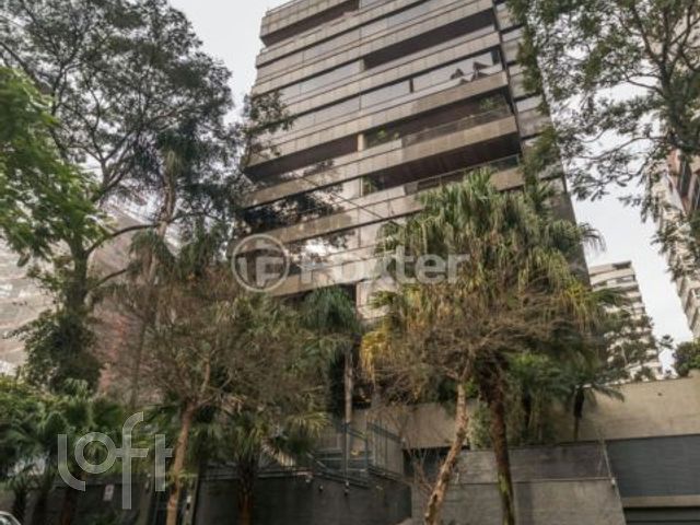 Apartamento com 173m², 3 dormitórios, 1 suíte, 3 vagas, Petrópolis em Porto Alegre
