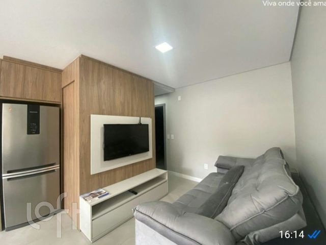 Apartamento com 64m², 2 dormitórios, 1 suíte, 2 vagas, Petrópolis em Porto Alegre