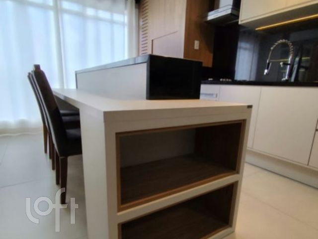 Apartamento com 64m², 2 dormitórios, 1 suíte, 1 vaga, Petrópolis em Porto Alegre