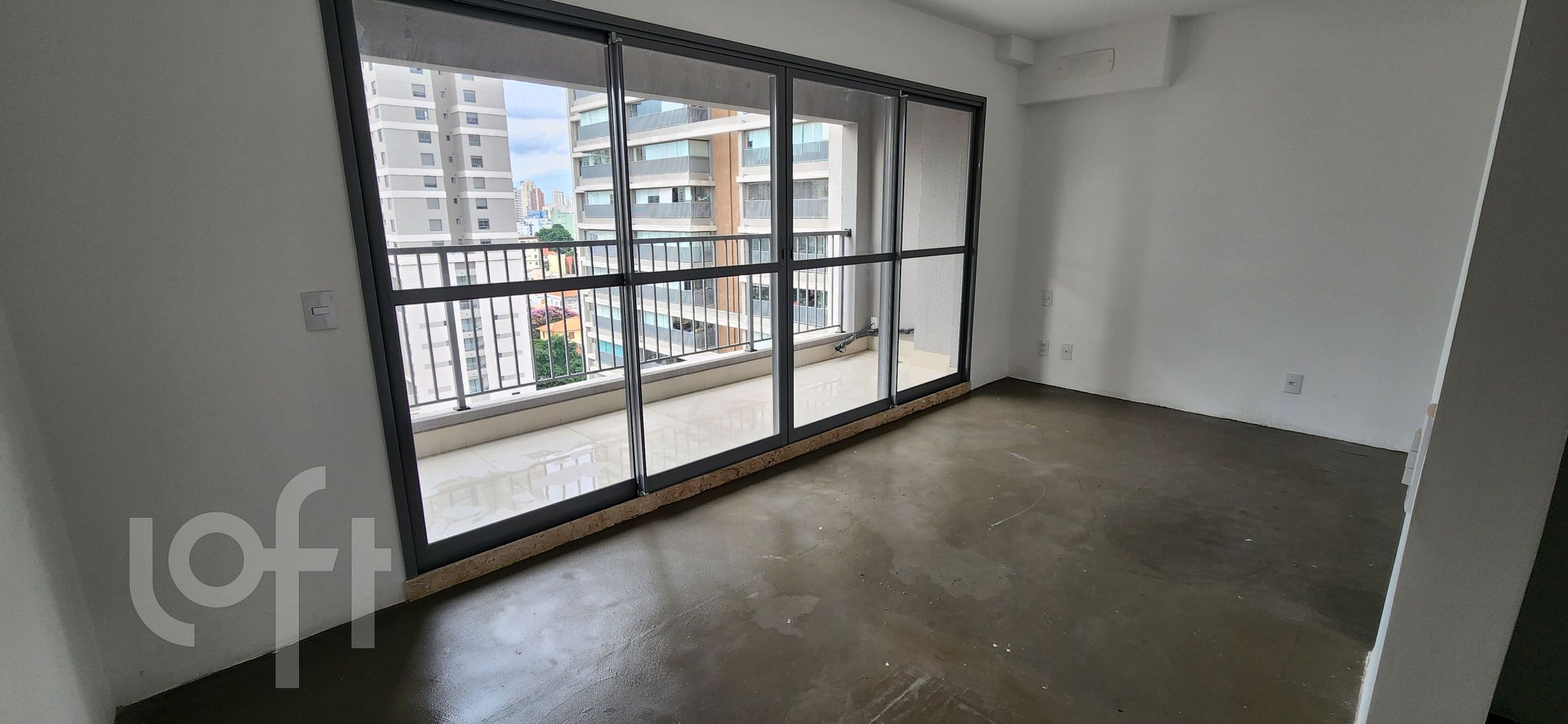 Apartamento à venda com 1 quarto, 36m² - Foto 1