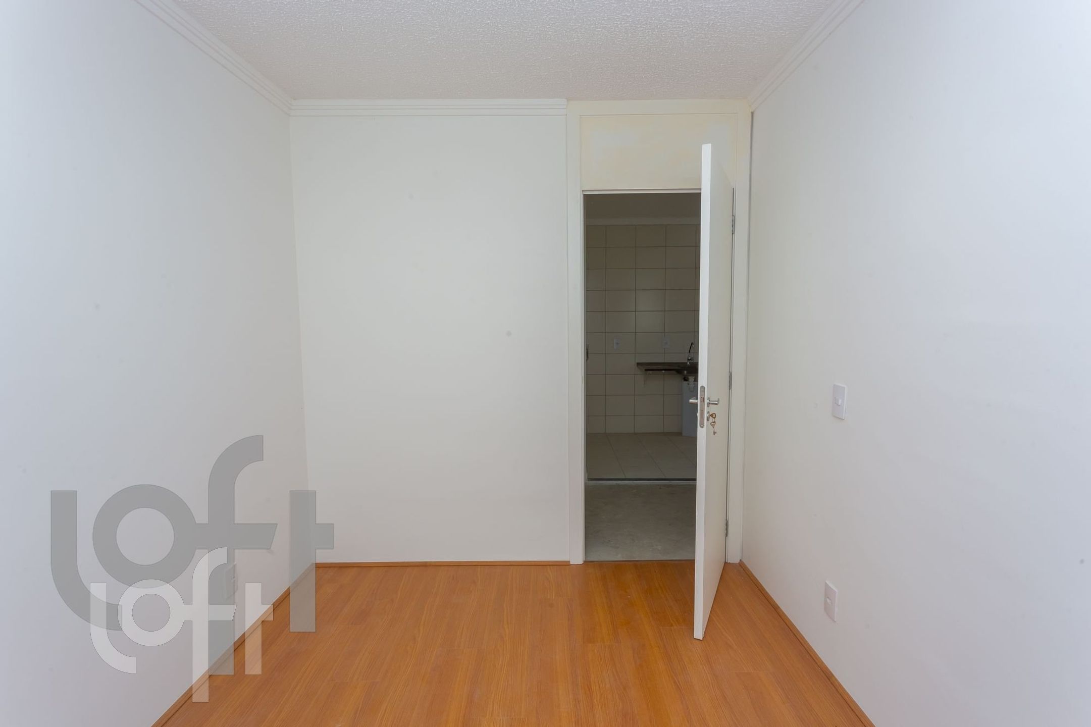 Apartamento à venda com 2 quartos, 46m² - Foto 2