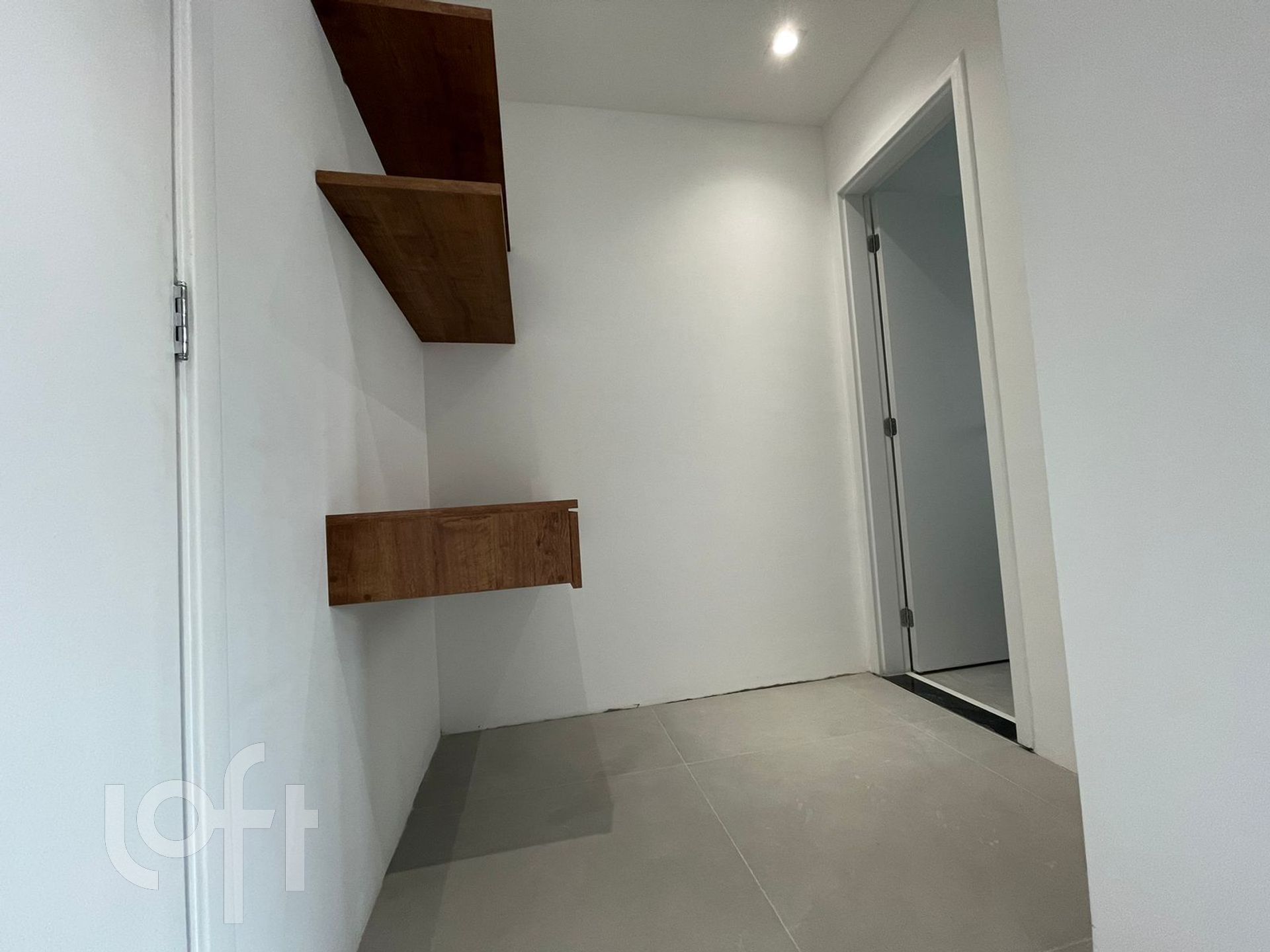 Apartamento à venda com 3 quartos, 197m² - Foto 20