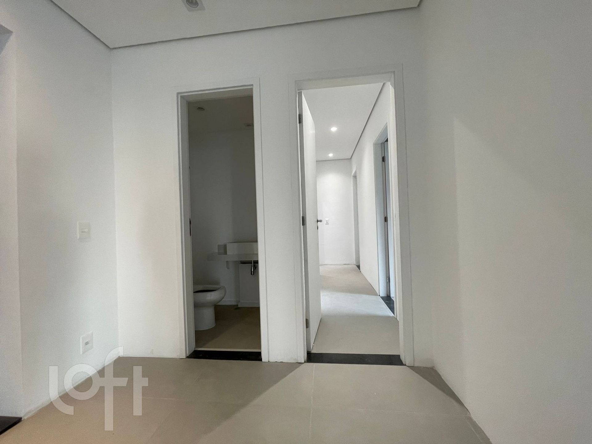 Apartamento à venda com 3 quartos, 197m² - Foto 21