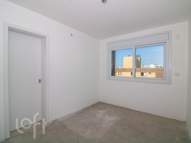 Apartamento com 177m², 3 dormitórios, 3 suítes, 3 vagas, Menino Deus em Porto Alegre