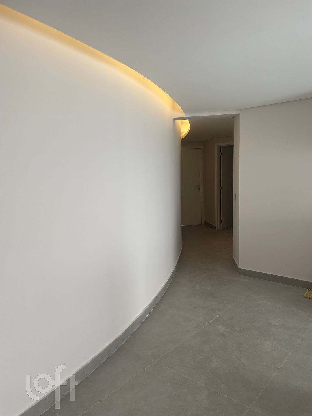 Apartamento à venda com 2 quartos, 93m² - Foto 8