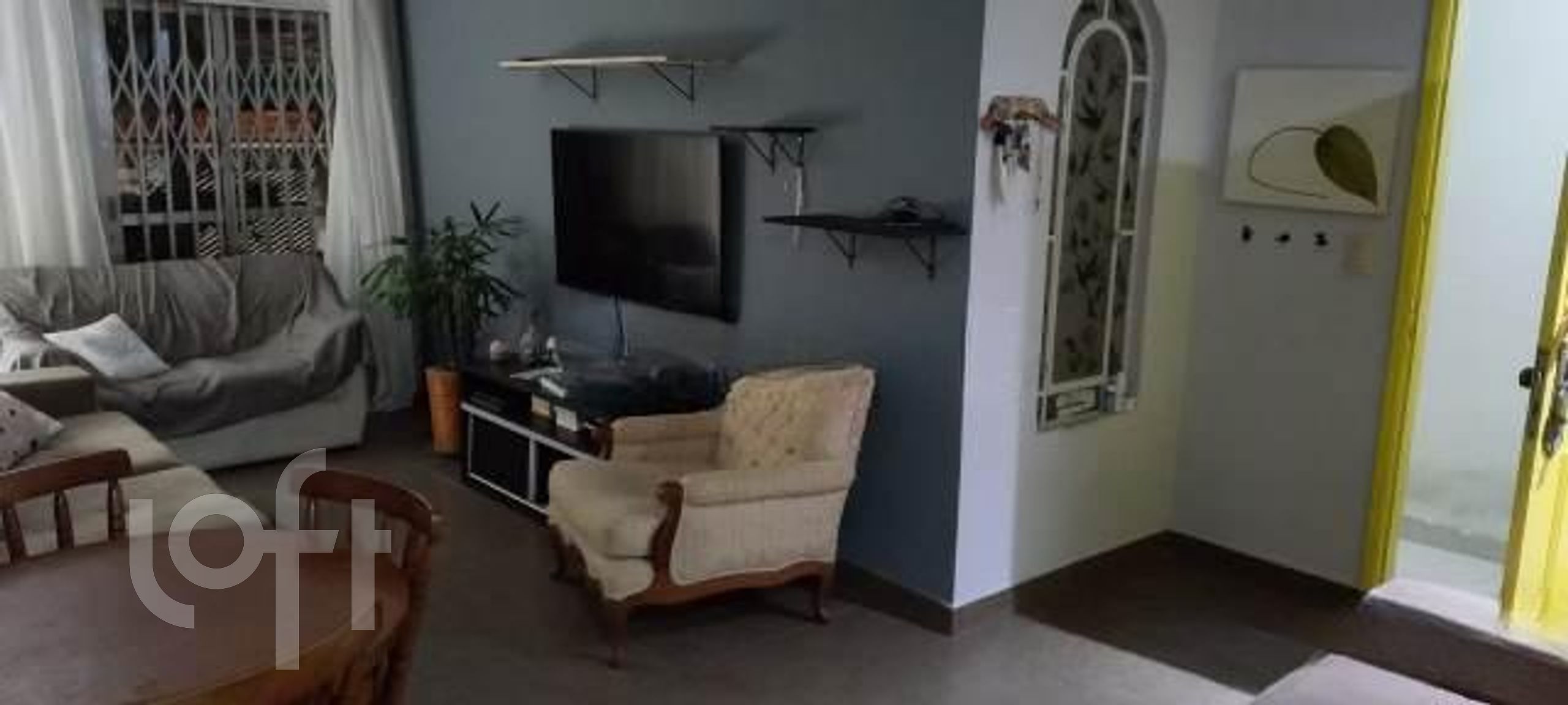 Casa à venda com 3 quartos, 150m² - Foto 1