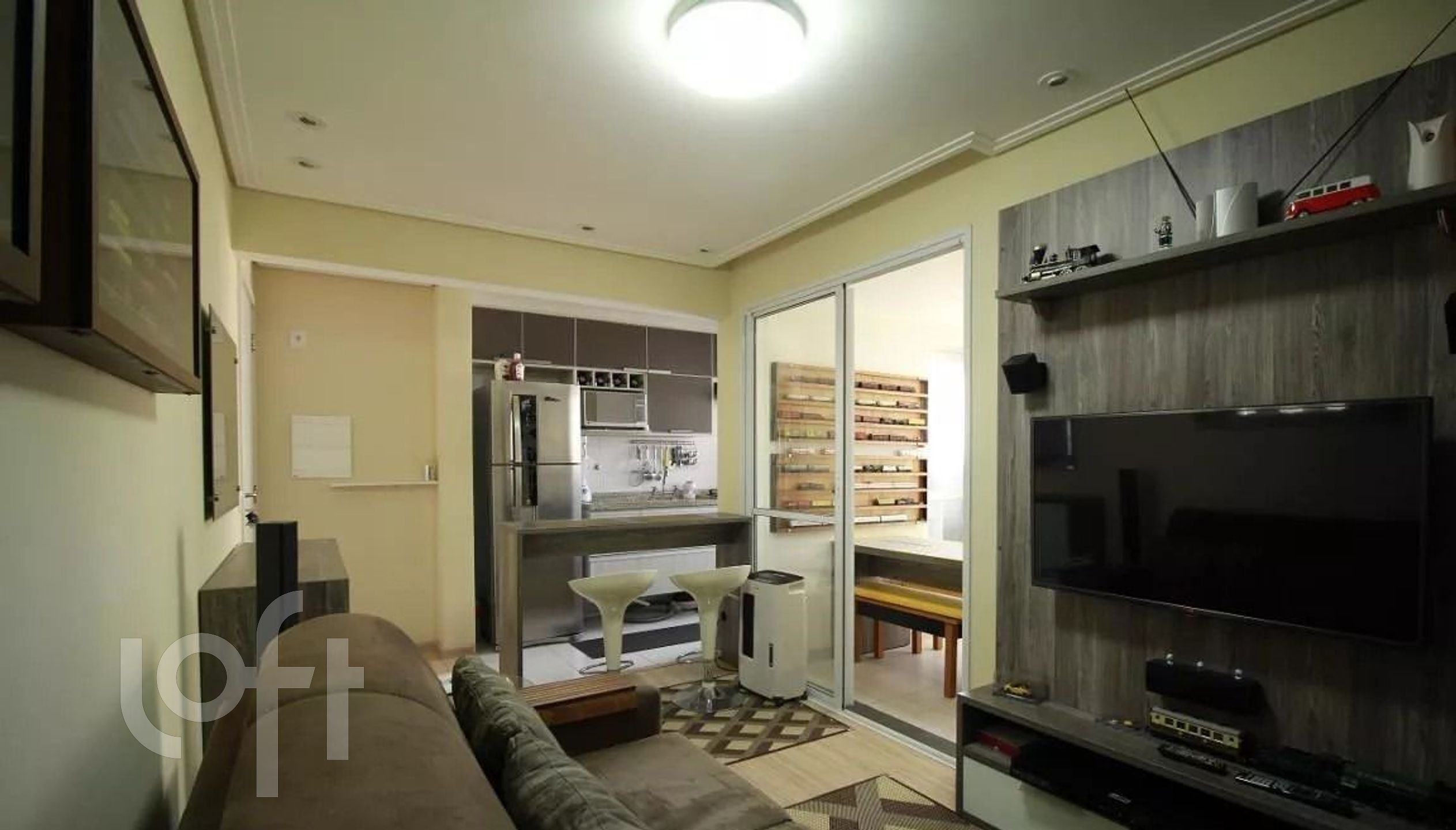 Apartamento à venda com 2 quartos, 58m² - Foto 1