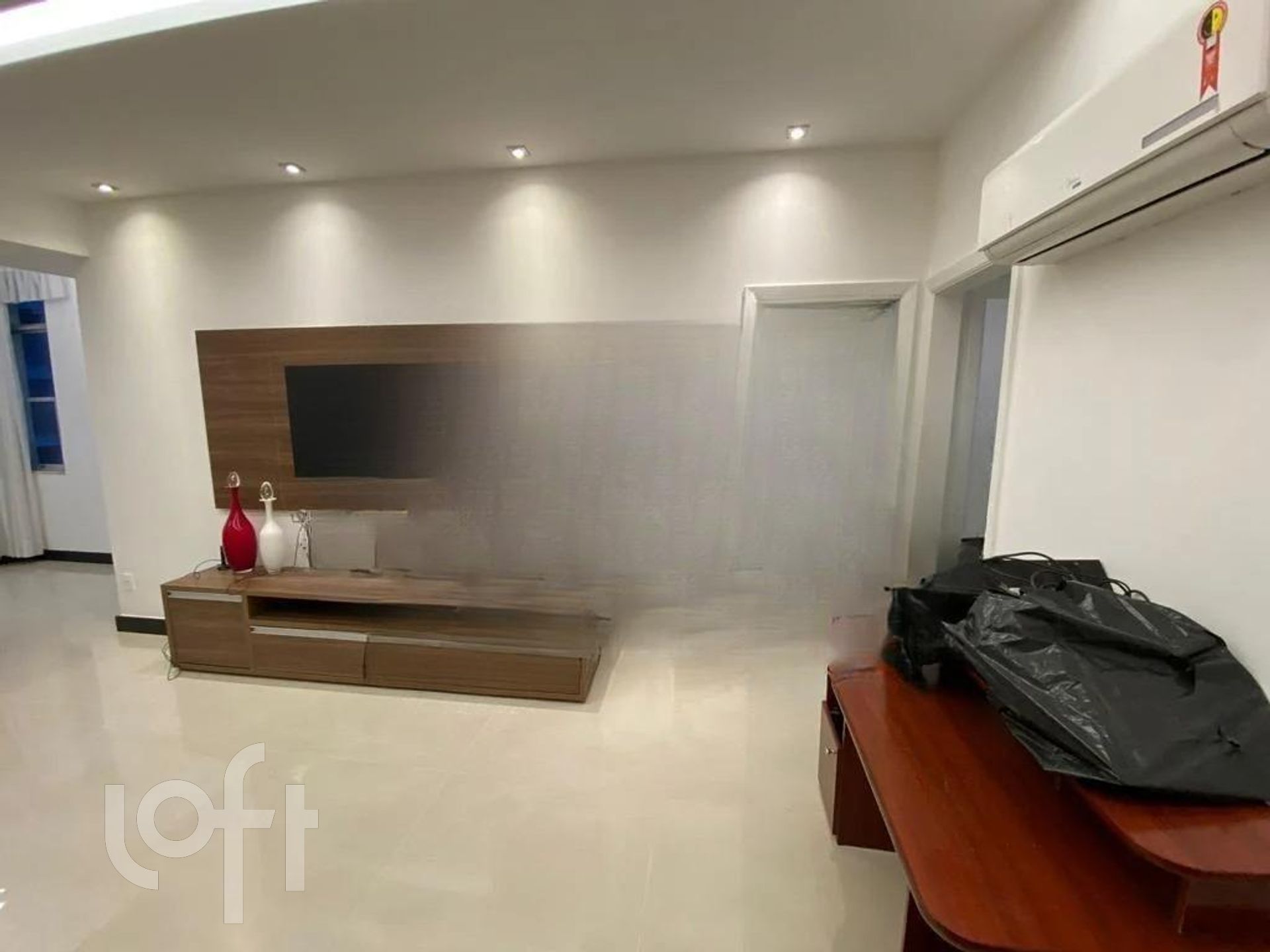 Apartamento à venda com 3 quartos, 110m² - Foto 7