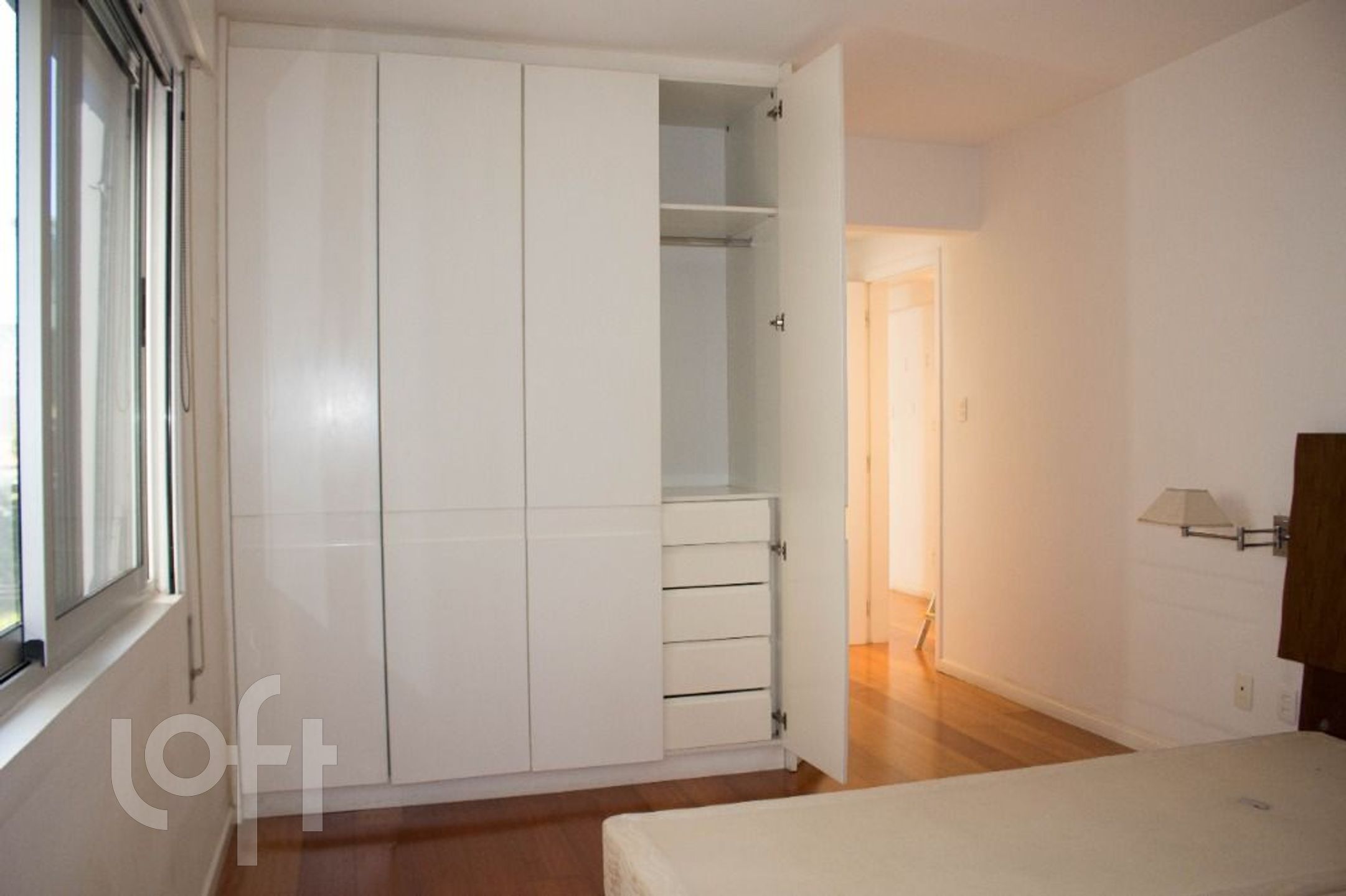 Apartamento à venda com 3 quartos, 160m² - Foto 22