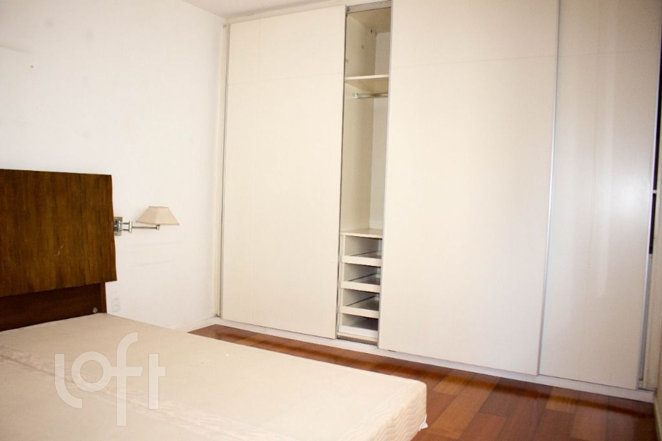 Apartamento à venda com 3 quartos, 160m² - Foto 23