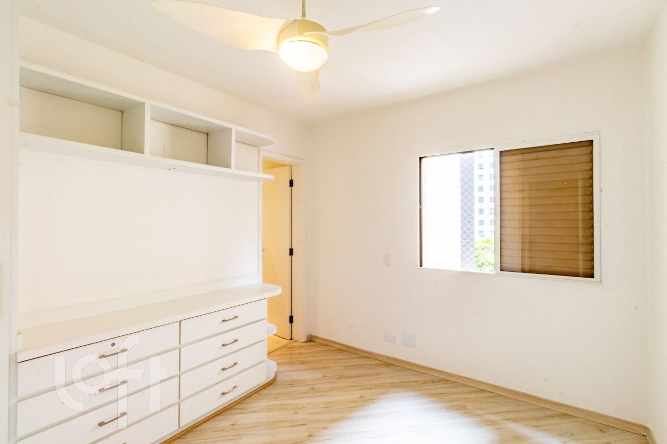 Apartamento à venda com 4 quartos, 142m² - Foto 18