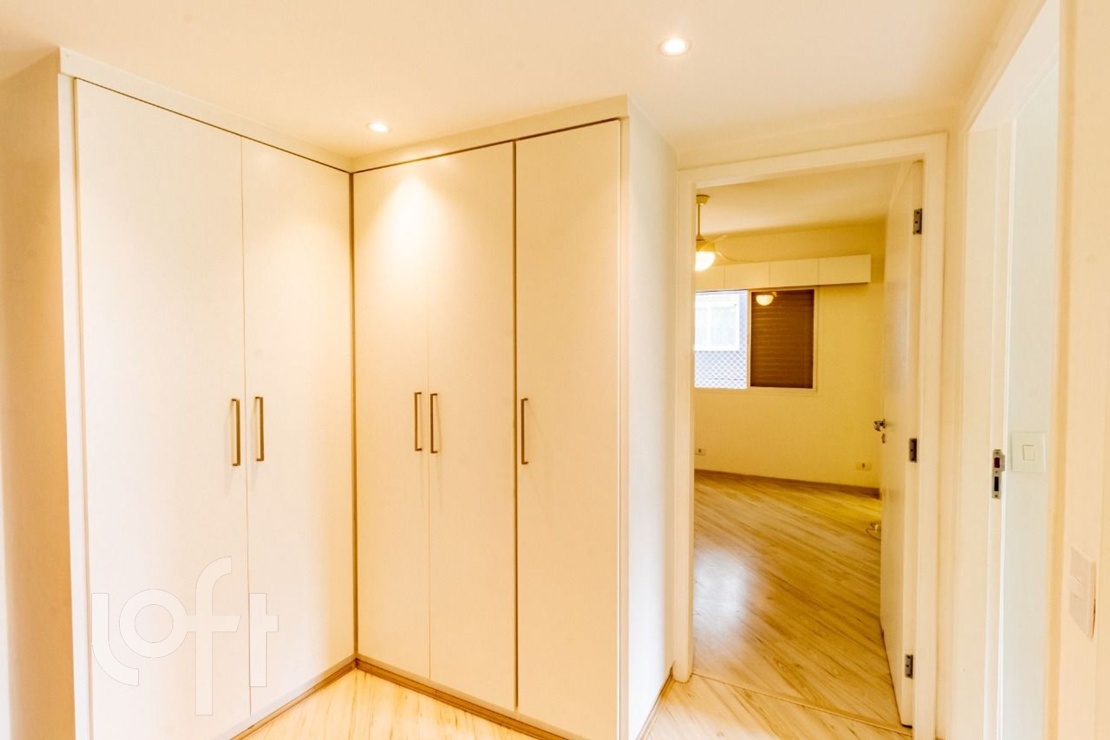 Apartamento à venda com 4 quartos, 142m² - Foto 22