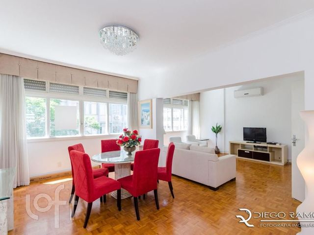 Apartamento com 138m², 3 dormitórios, Independência em Porto Alegre