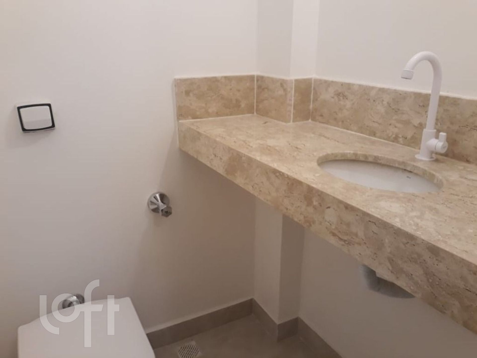 Apartamento à venda com 3 quartos, 180m² - Foto 7