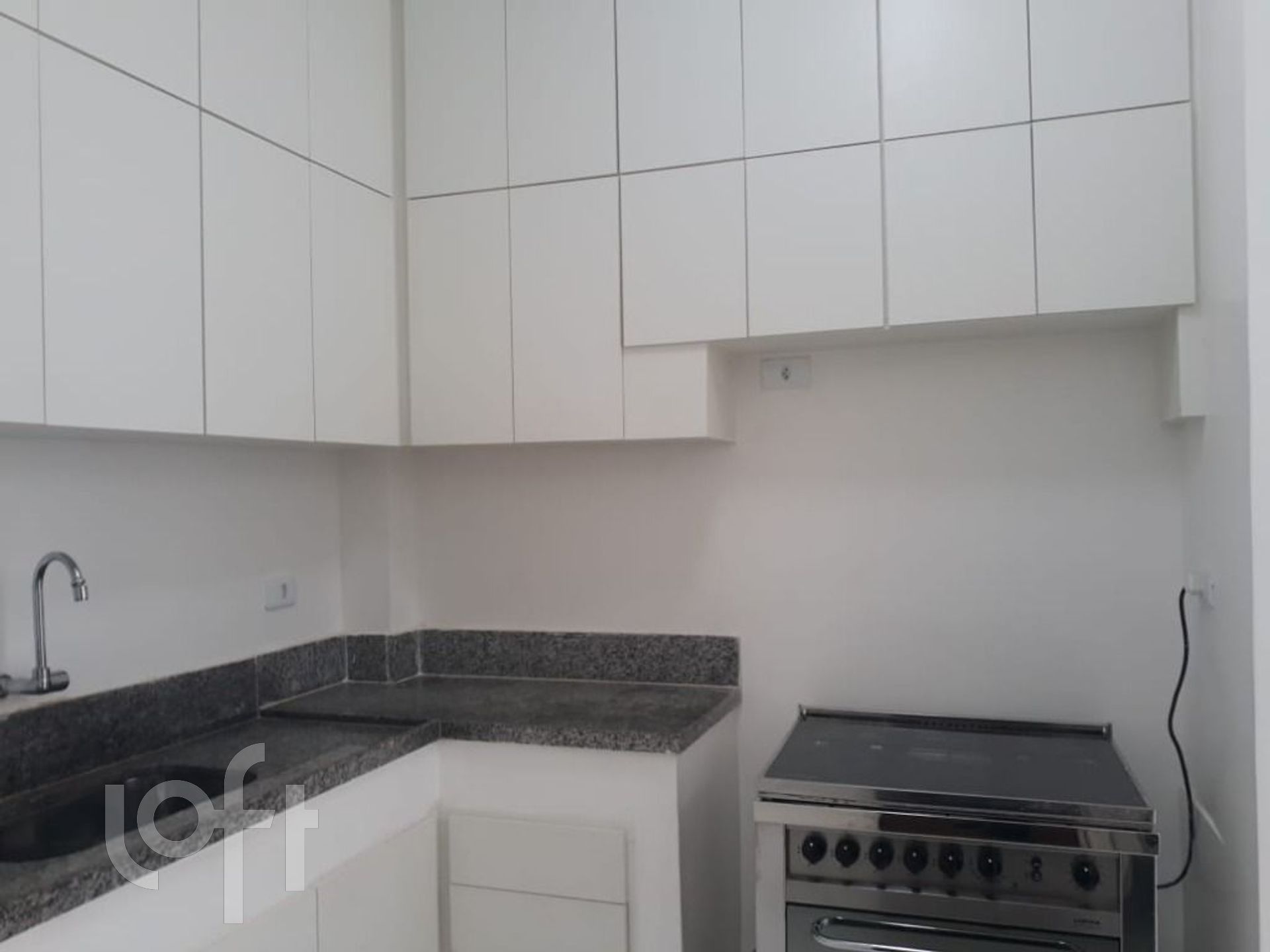 Apartamento à venda com 3 quartos, 180m² - Foto 12