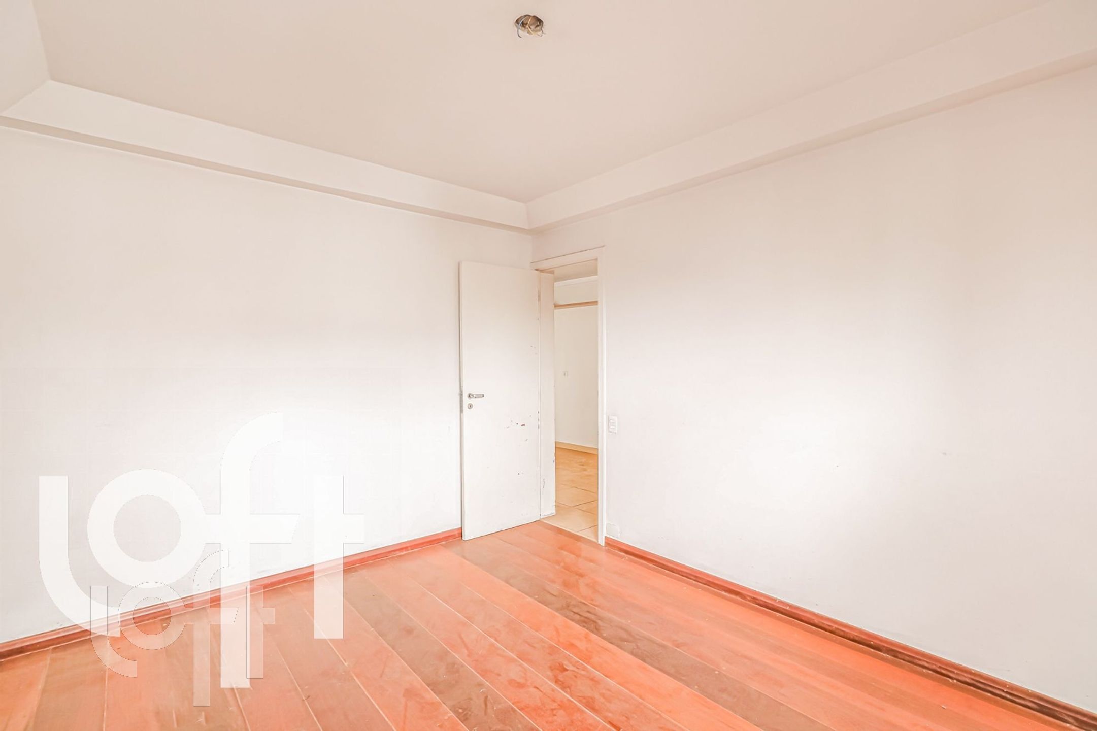 Apartamento à venda com 4 quartos, 175m² - Foto 20