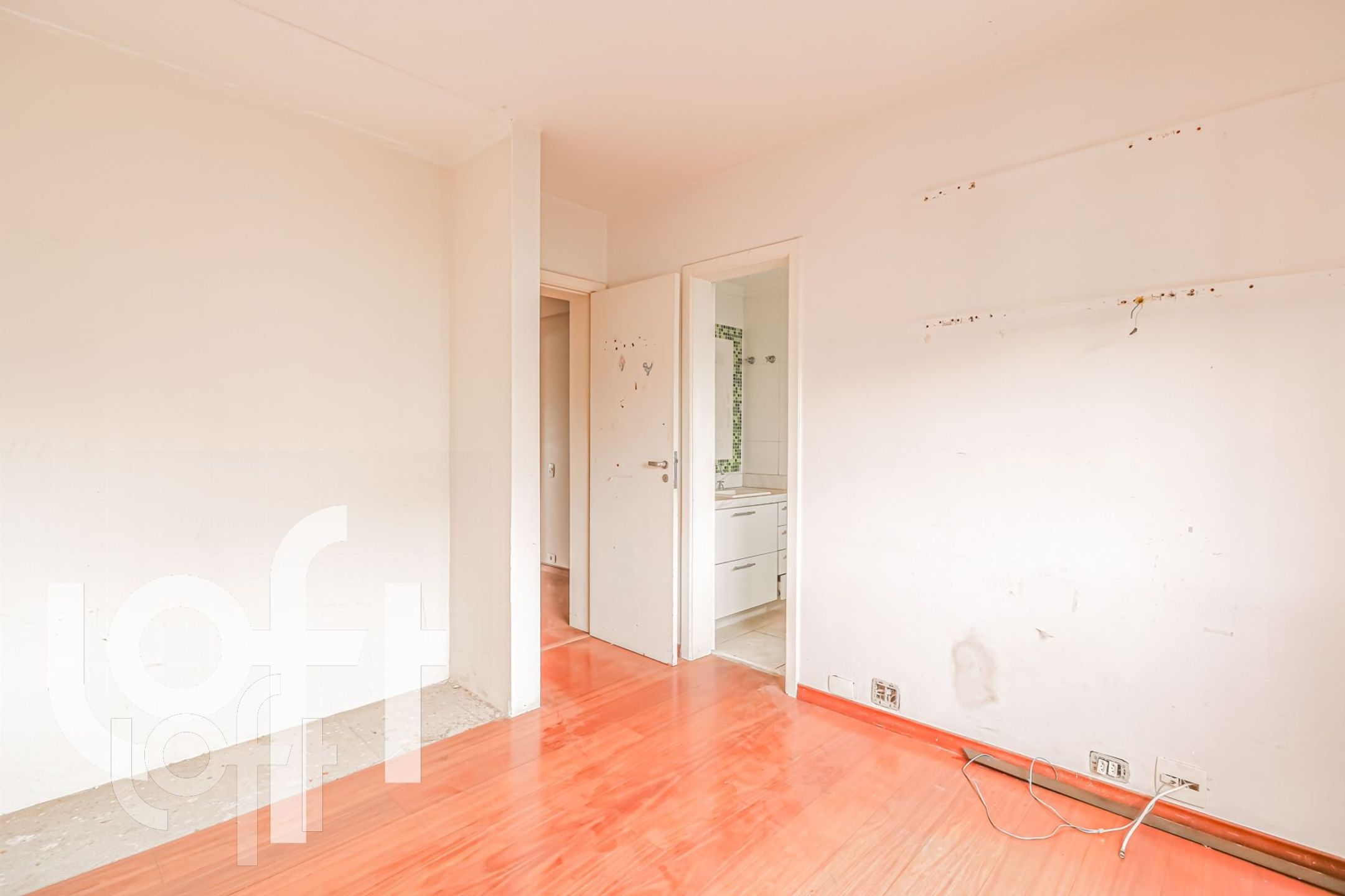 Apartamento à venda com 4 quartos, 175m² - Foto 3