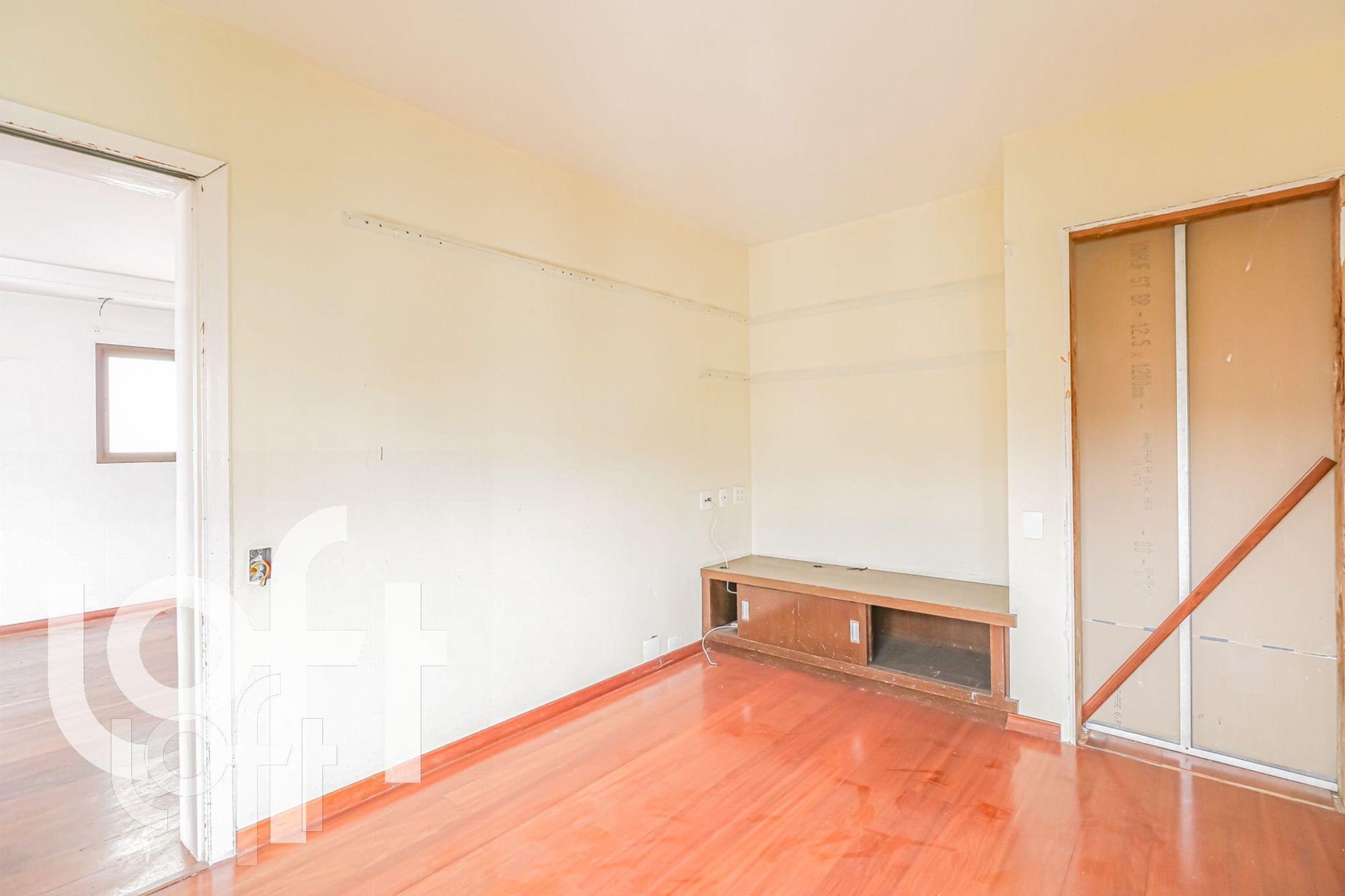 Apartamento à venda com 4 quartos, 175m² - Foto 19