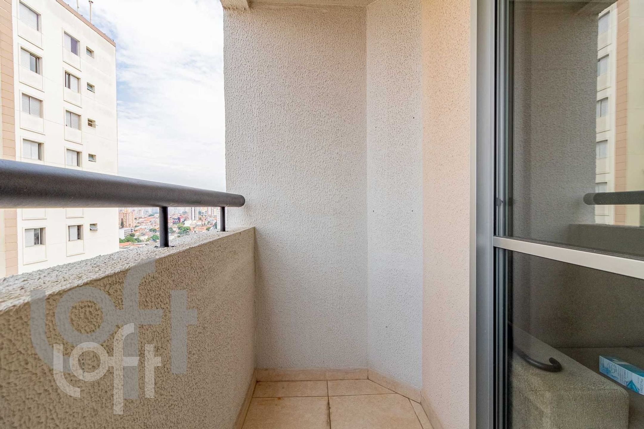 Apartamento à venda com 3 quartos, 64m² - Foto 11