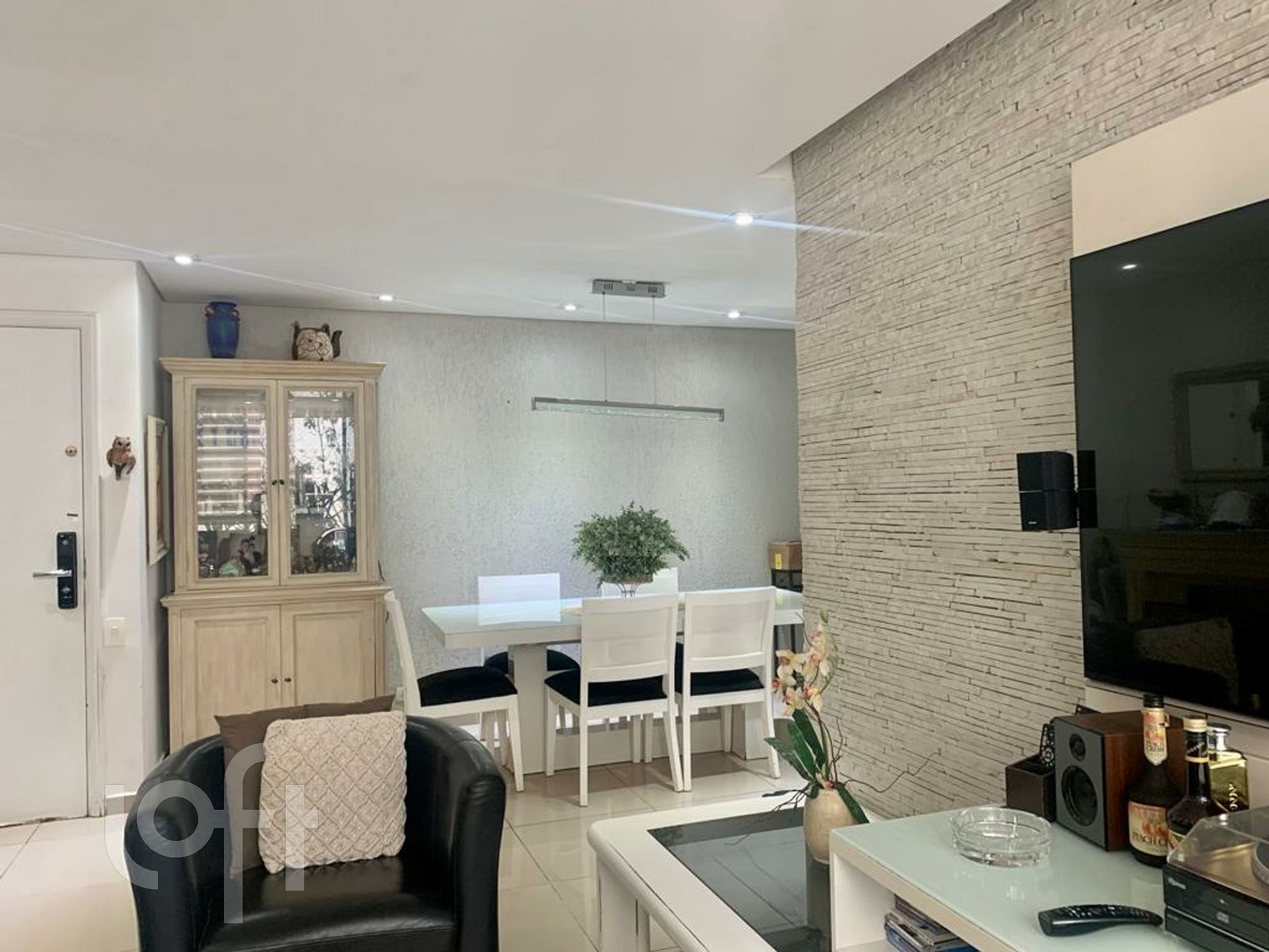 Apartamento à venda com 3 quartos, 128m² - Foto 3