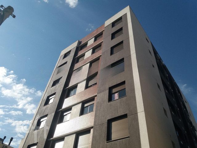 Apartamento com 59m², 2 dormitórios, 1 suíte, 1 vaga, Higienópolis em Porto Alegre