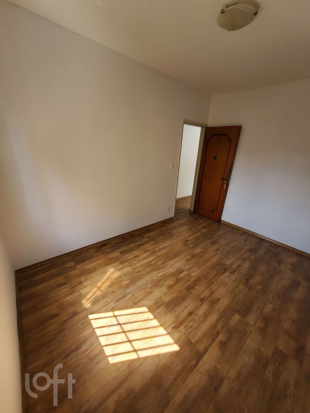 Apartamento à venda com 2 quartos, 49m² - Foto 2