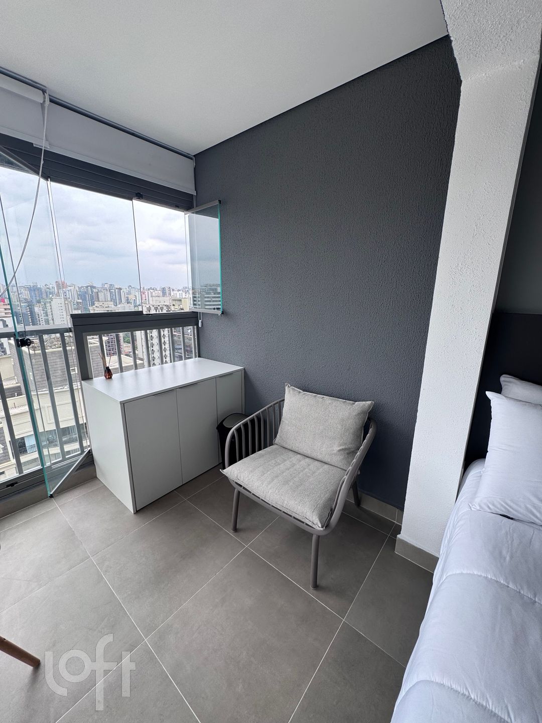 Apartamento à venda em Moema com 27 m², 1 quarto,