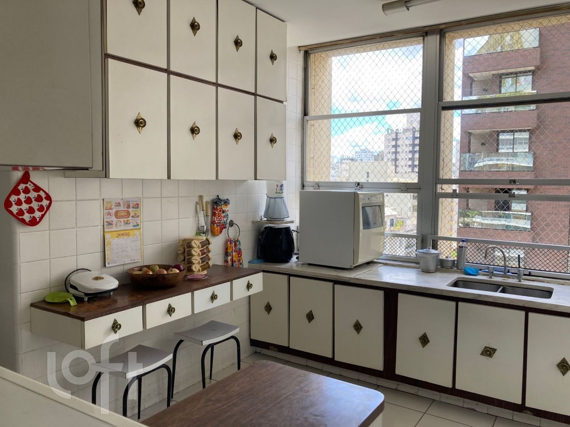 Apartamento à venda com 4 quartos, 275m² - Foto 17