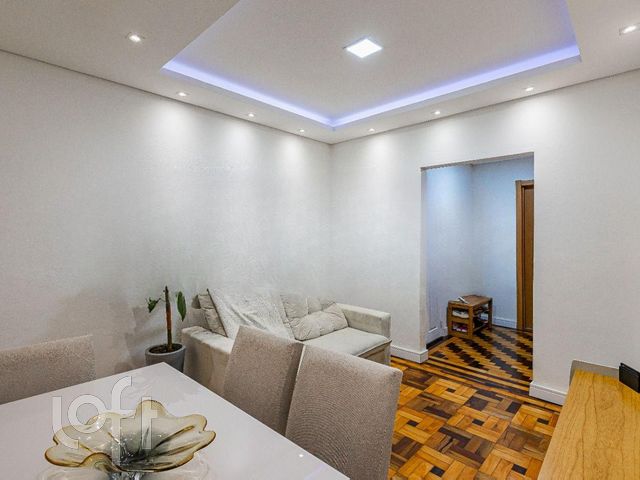 Apartamento com 68m², 3 dormitórios, Auxiliadora em Porto Alegre