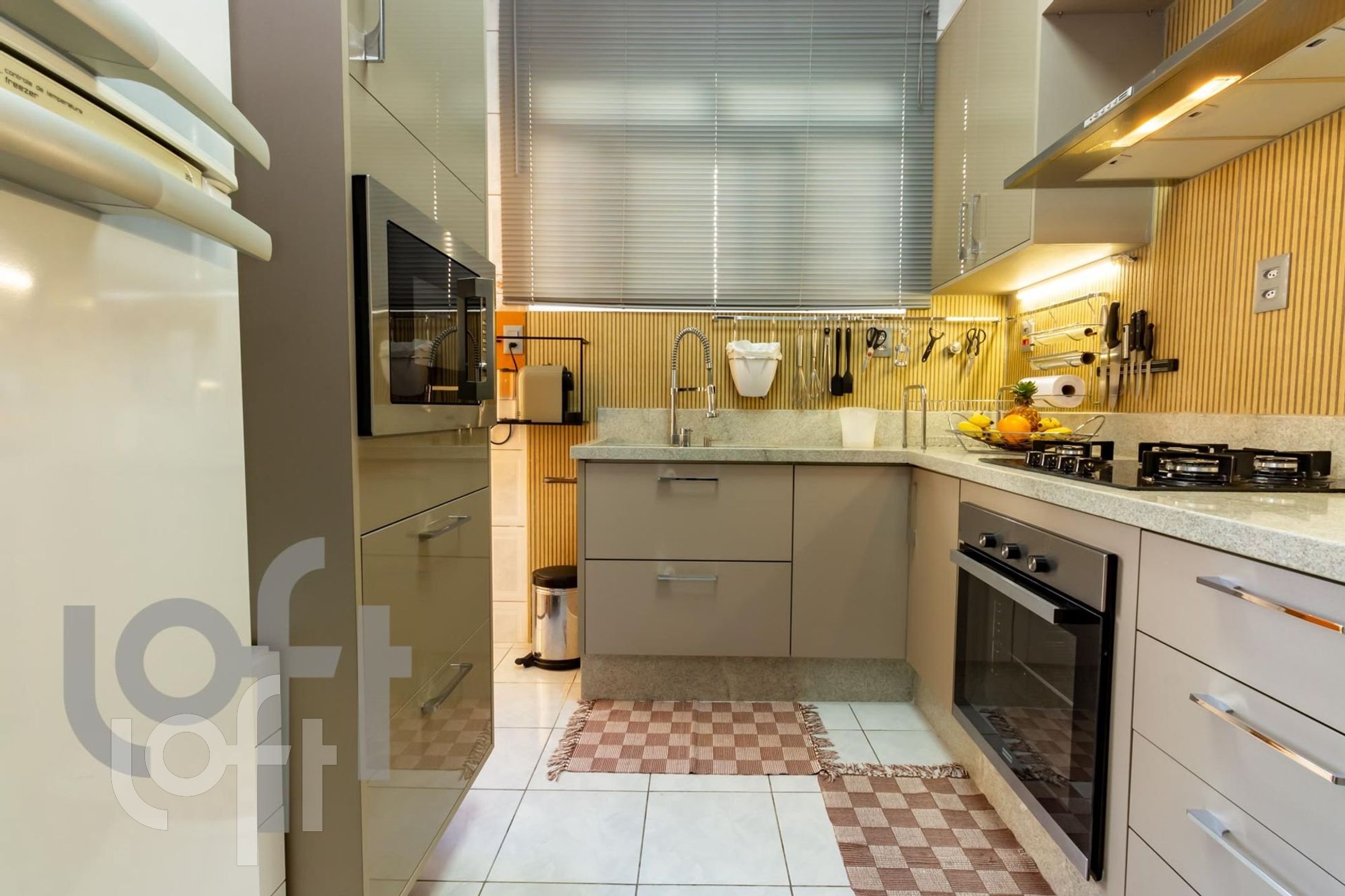 Apartamento à venda com 2 quartos, 88m² - Foto 10