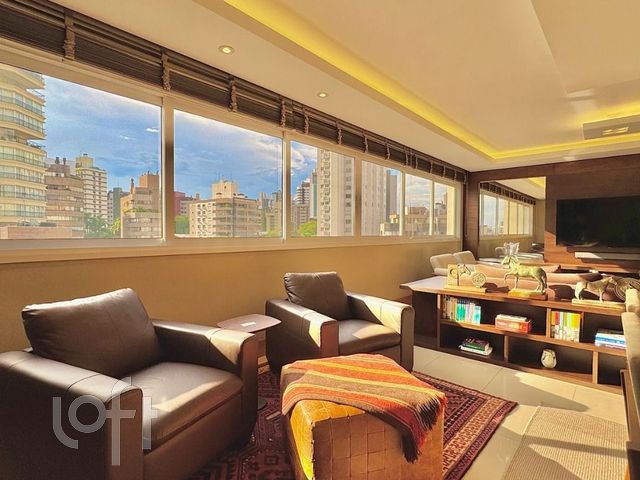 Apartamento com 134m², 3 dormitórios, 1 suíte, 3 vagas, Bela Vista em Porto Alegre