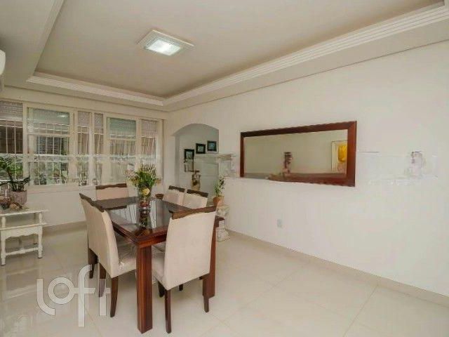 Apartamento com 100m², 2 dormitórios, 1 vaga, Menino Deus em Porto Alegre