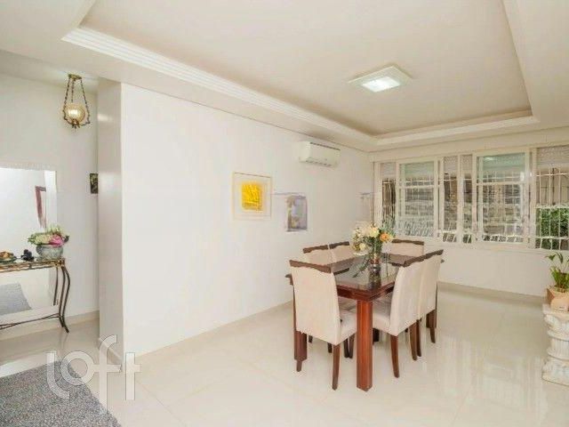 Apartamento com 100m², 2 dormitórios, 1 vaga, Menino Deus em Porto Alegre