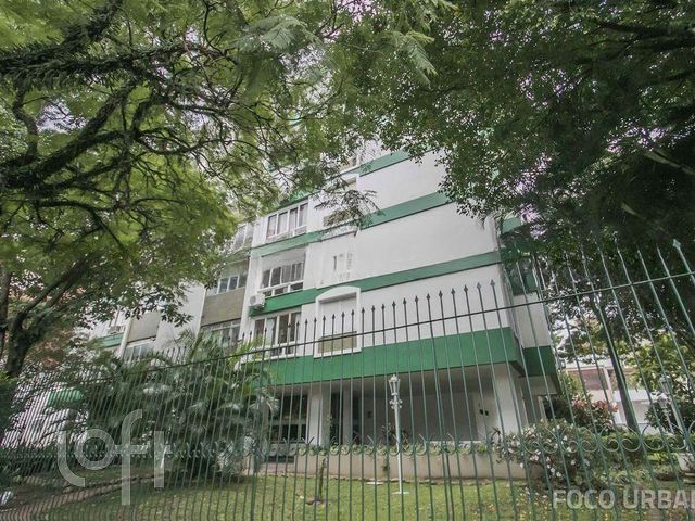 Apartamento com 103m², 3 dormitórios, 1 suíte, 1 vaga, Auxiliadora em Porto Alegre