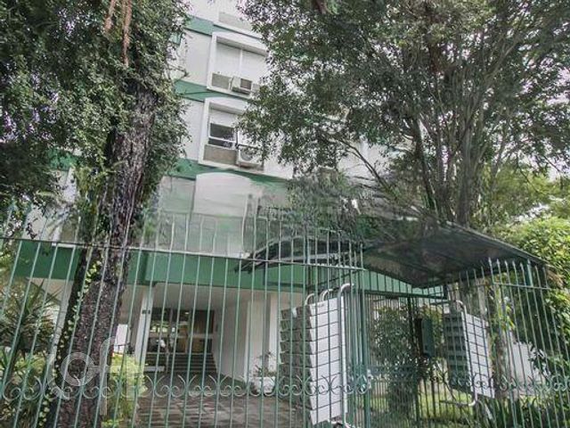 Apartamento com 103m², 3 dormitórios, 1 suíte, 1 vaga, Auxiliadora em Porto Alegre