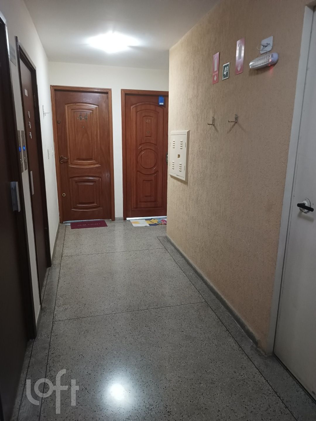 Apartamento à venda com 2 quartos, 77m² - Foto 27