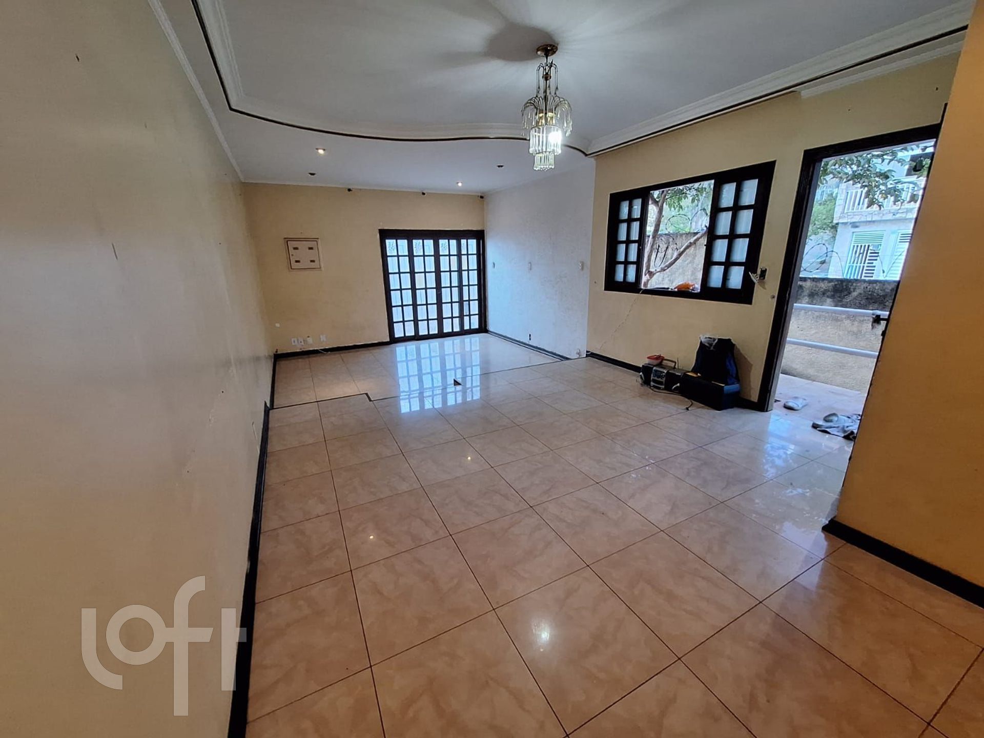 Apartamento à venda em Vila Taquari com 177 m², 3