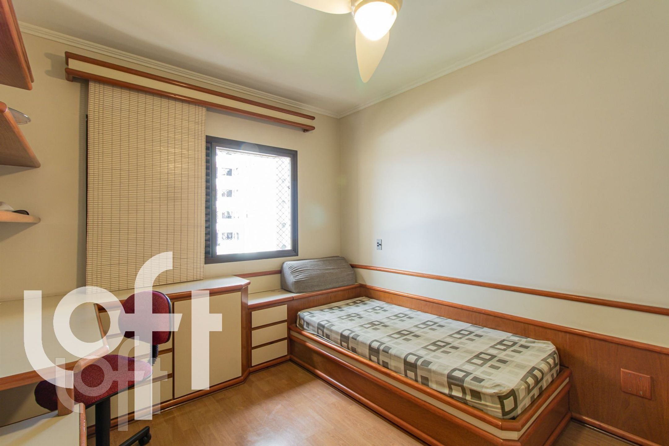 Apartamento à venda com 4 quartos, 189m² - Foto 9