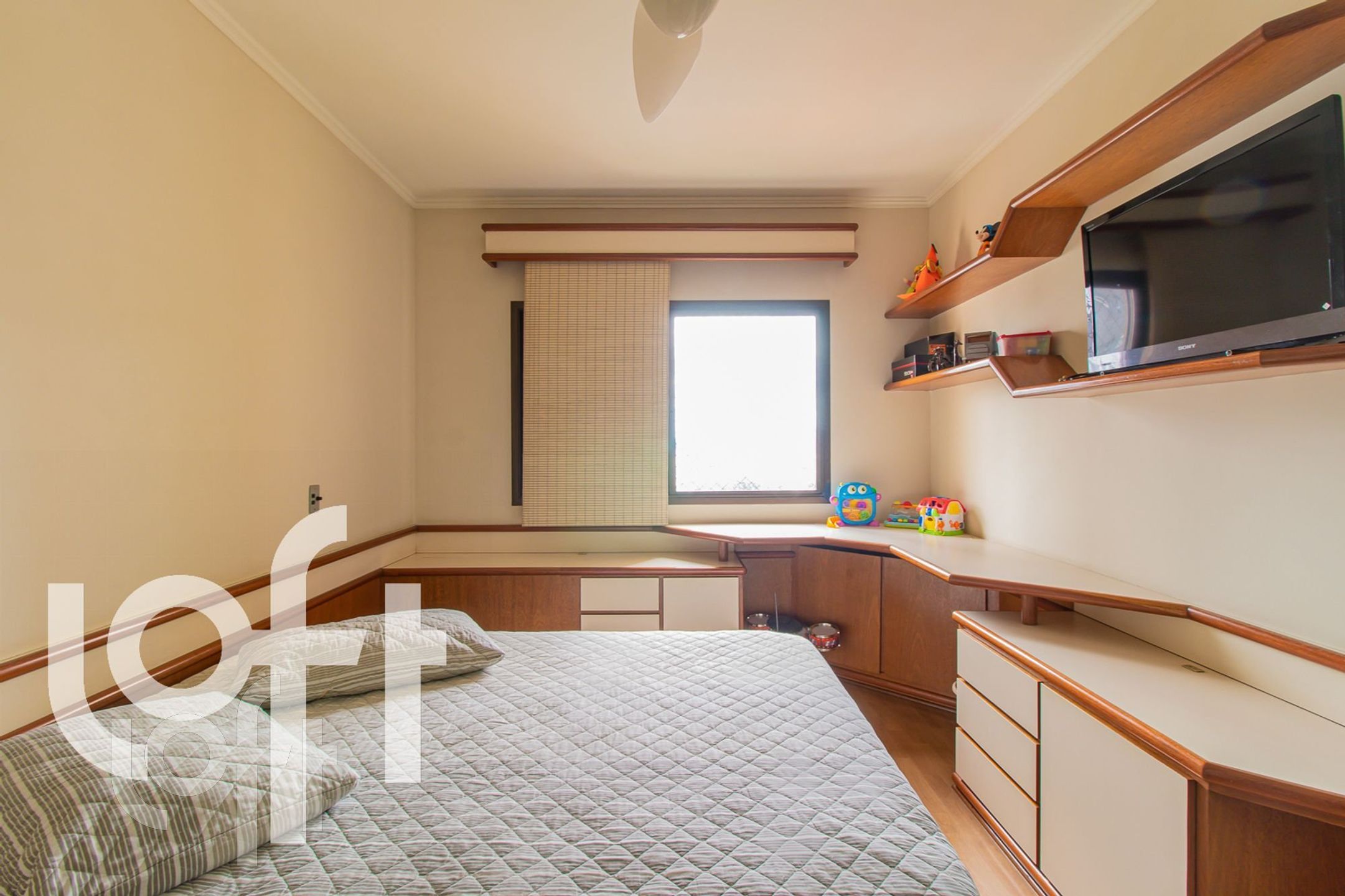 Apartamento à venda com 4 quartos, 189m² - Foto 14